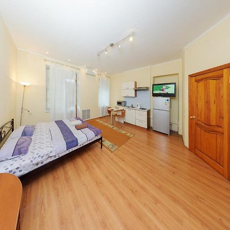 Apartments In Center Metro Olimpiyskay Velyka Vaselkivska Street Kijów Zewnętrze zdjęcie