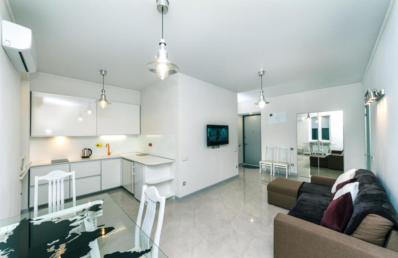 Apartments In Center Metro Olimpiyskay Velyka Vaselkivska Street Kijów Zewnętrze zdjęcie