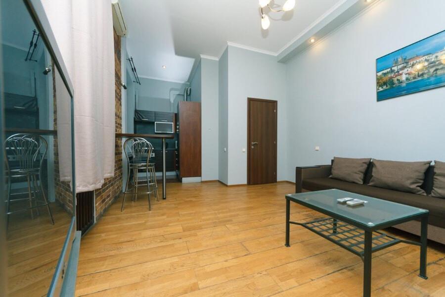 Apartments In Center Metro Olimpiyskay Velyka Vaselkivska Street Kijów Zewnętrze zdjęcie