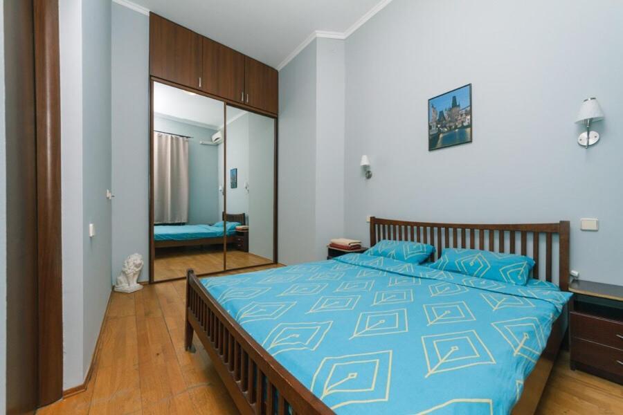 Apartments In Center Metro Olimpiyskay Velyka Vaselkivska Street Kijów Zewnętrze zdjęcie